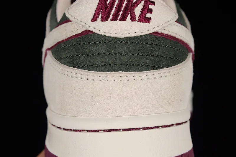 All Categories Nk SB Dunk Series Nk SB Dunk Low Low-top sneakers Otomo Katsuhiro x Nk SB Dunk Low "Steamboy OST" Otomo Katsuhiro co-branded SB low-top sports and leisure sneakers LF0039-013